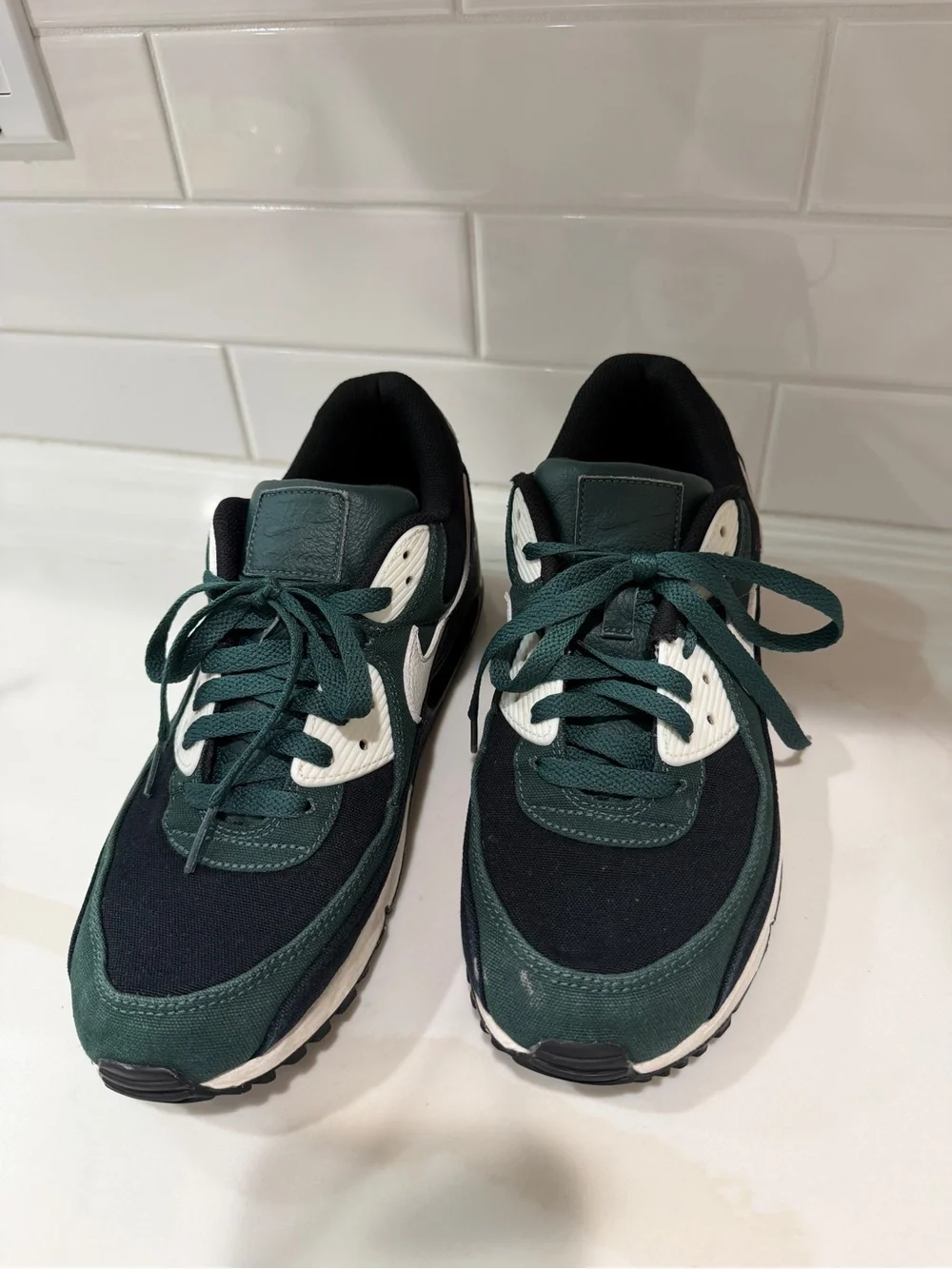Nike Black & Dark Green Low-Top Sneakers with White Swoosh